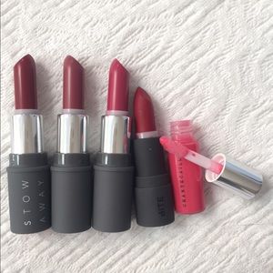 💄Mini Lipsticks and a lipgloss